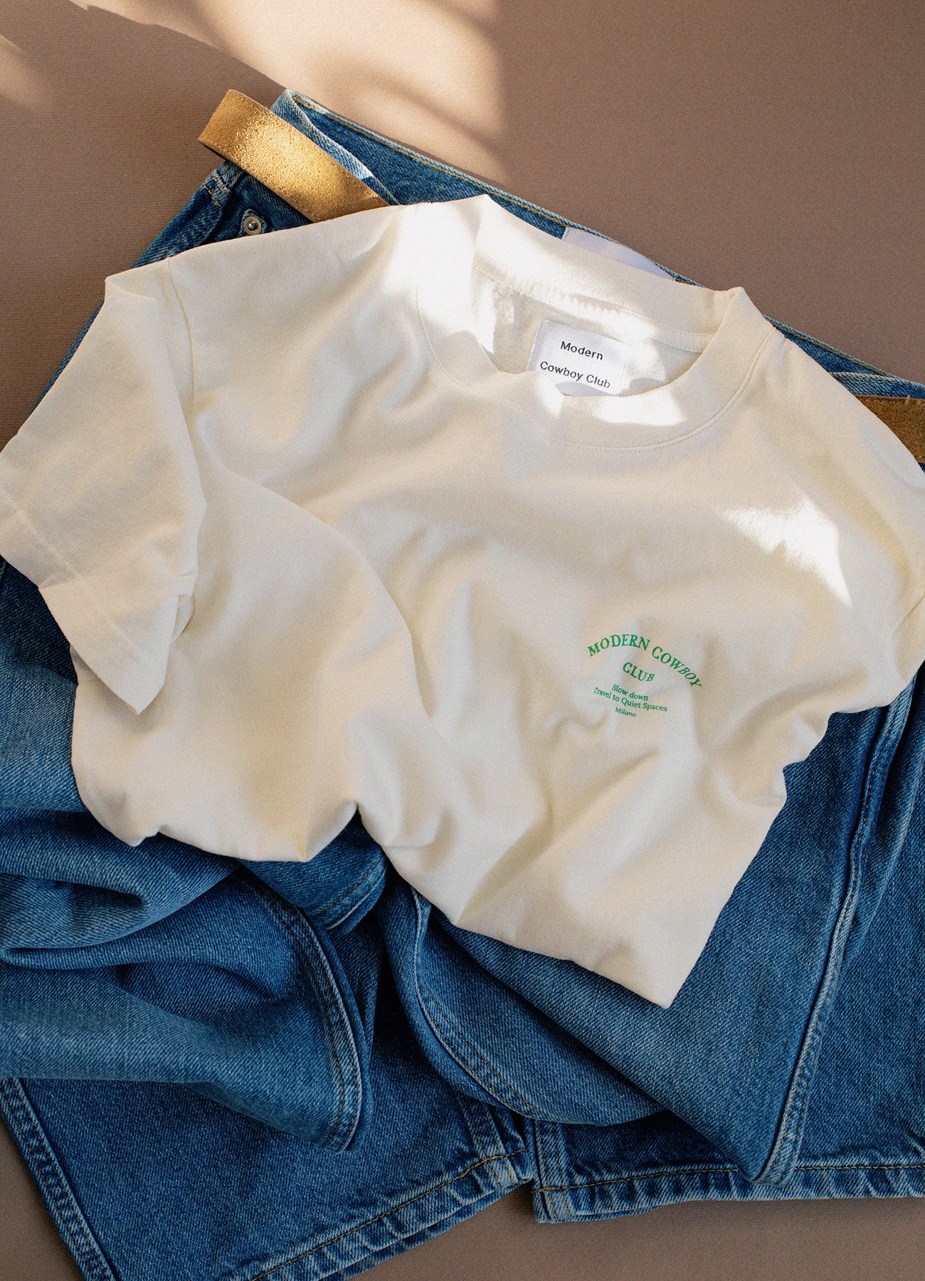 Jil T-shirt - Ivory & Green Logo