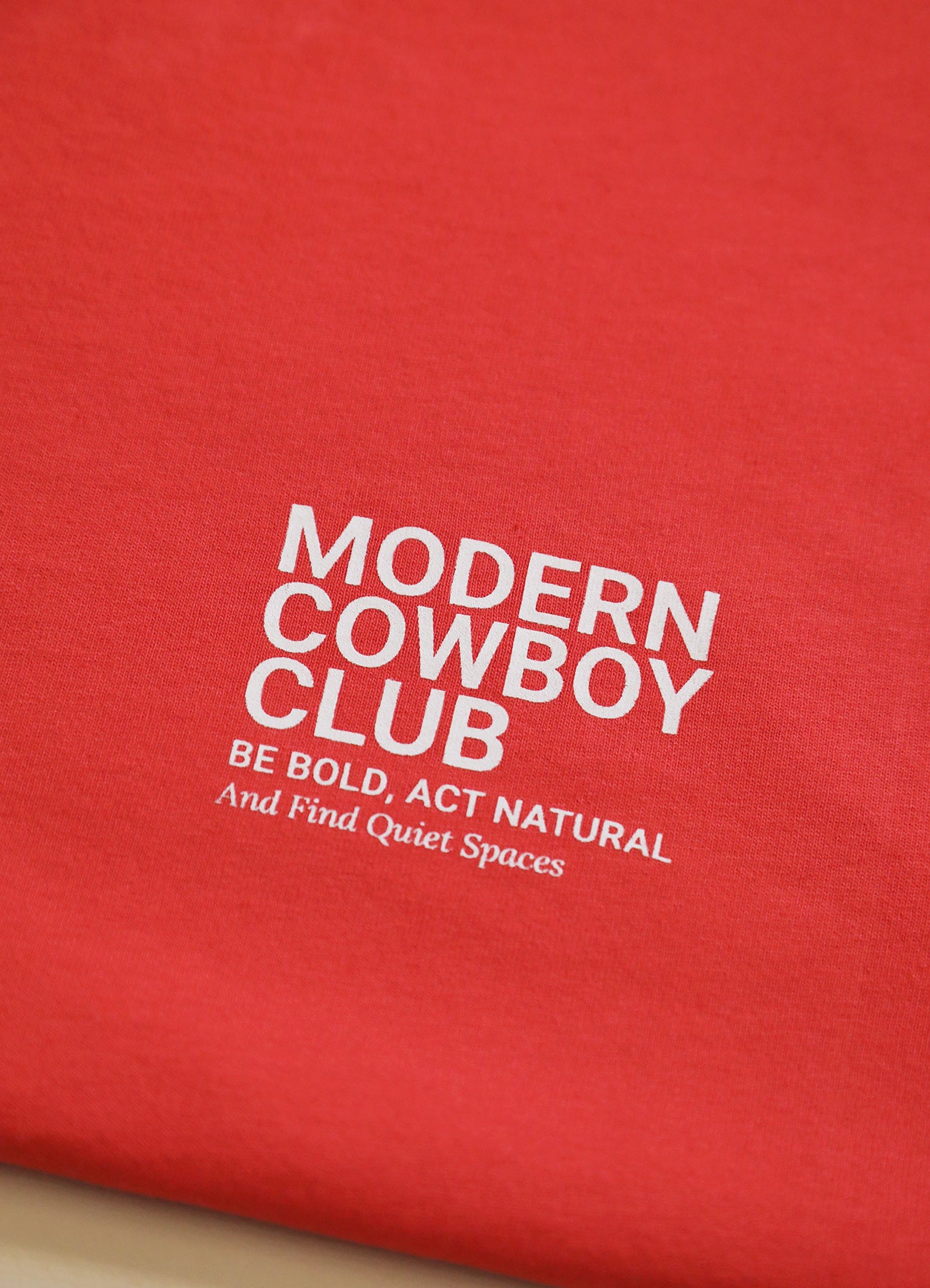 Jil T-shirt - Red & White Logo