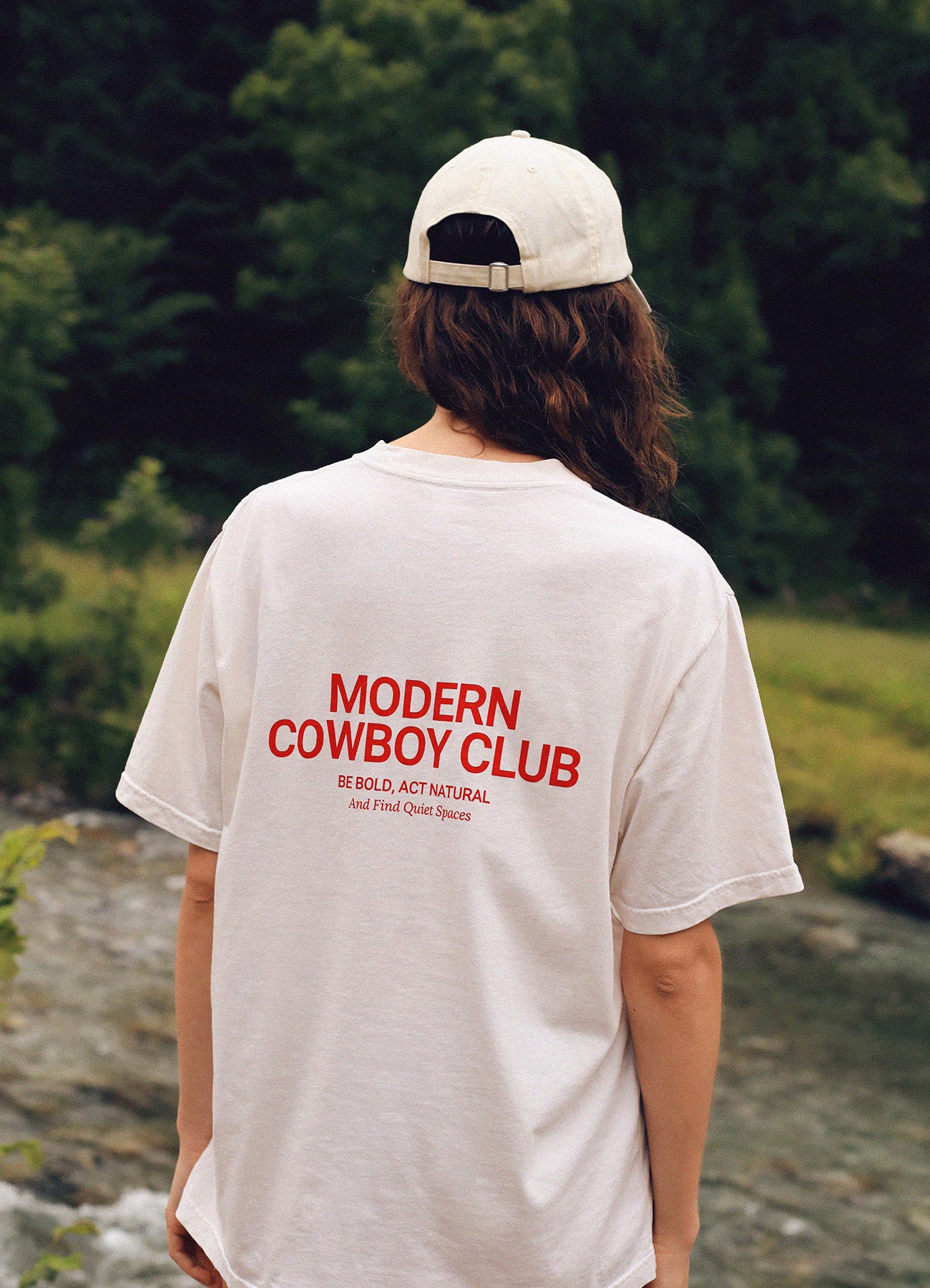Jil T-shirt - Ivory & Red Logo